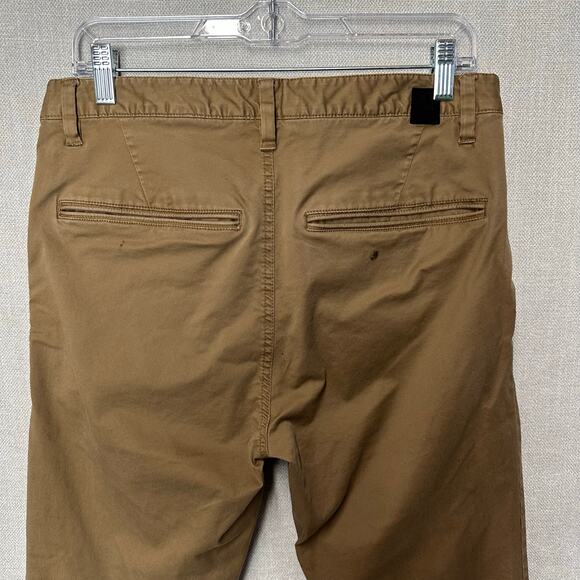 Vuori Khaki Pants Men's Size Medium - Picture 7 of 10